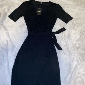 New with tags forever 21 wrap dress